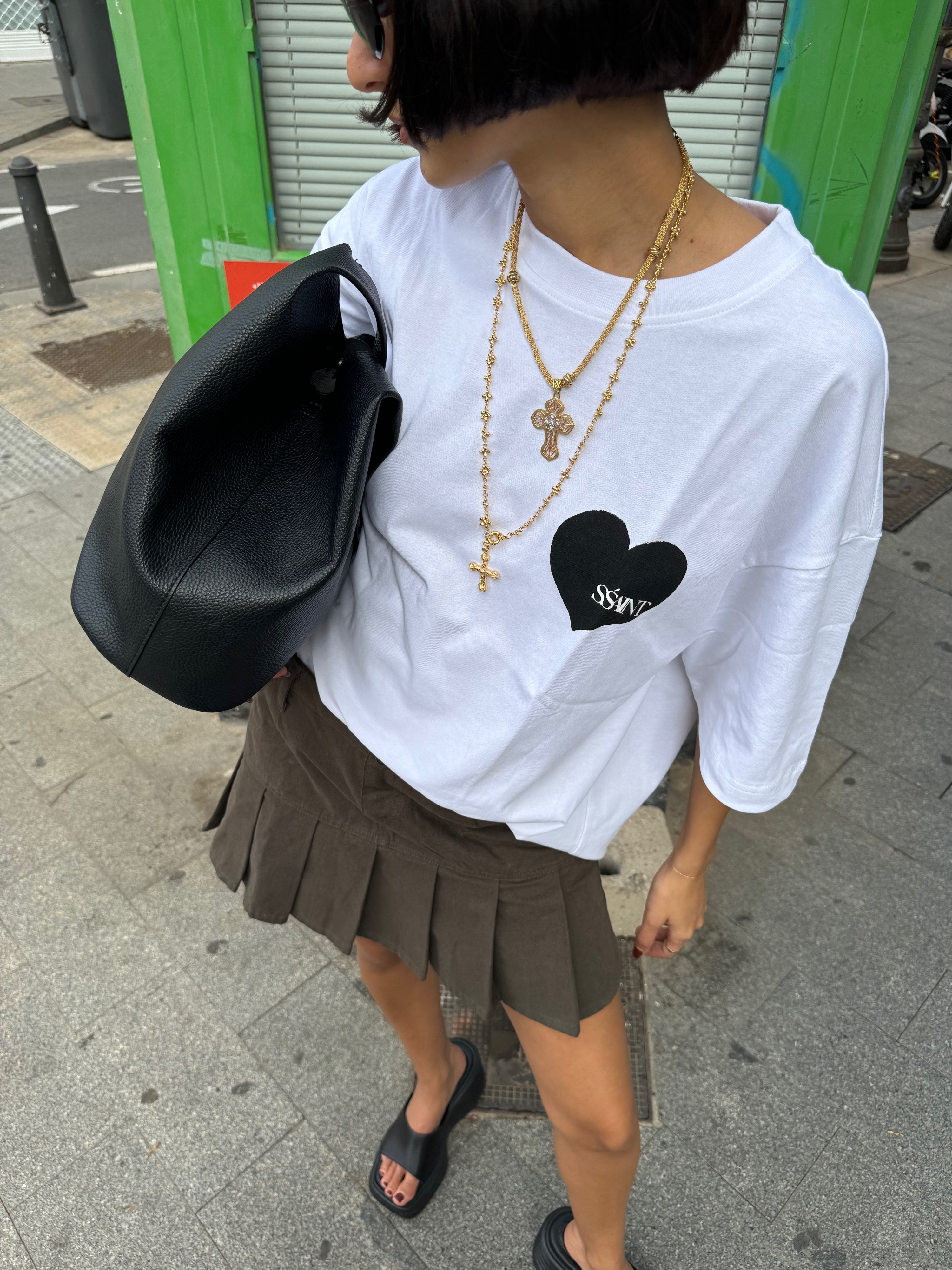 SŚAINT Heart Tee: Black
