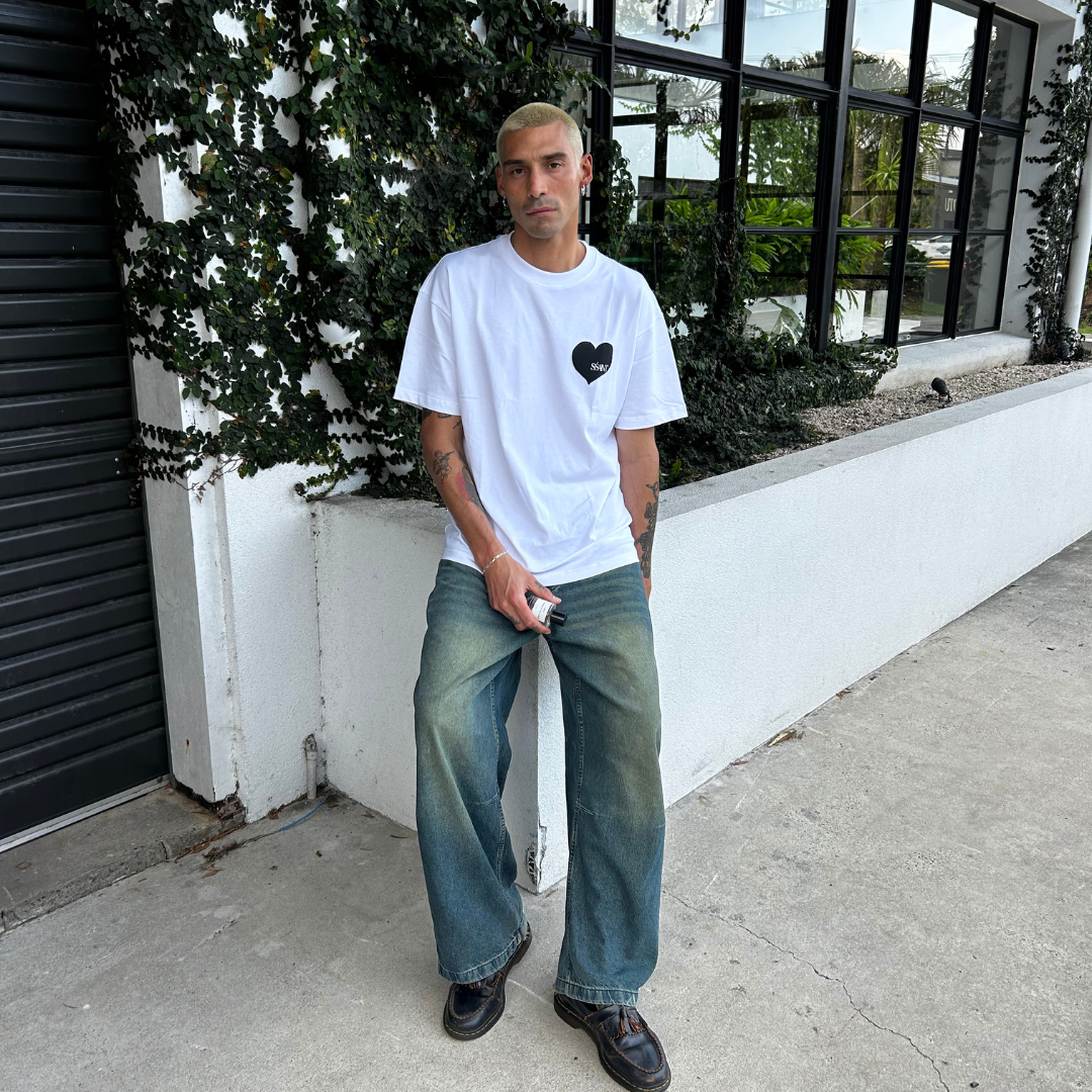 SŚAINT Heart Tee: Black