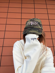 SŚAINT PINK CAMO CAP