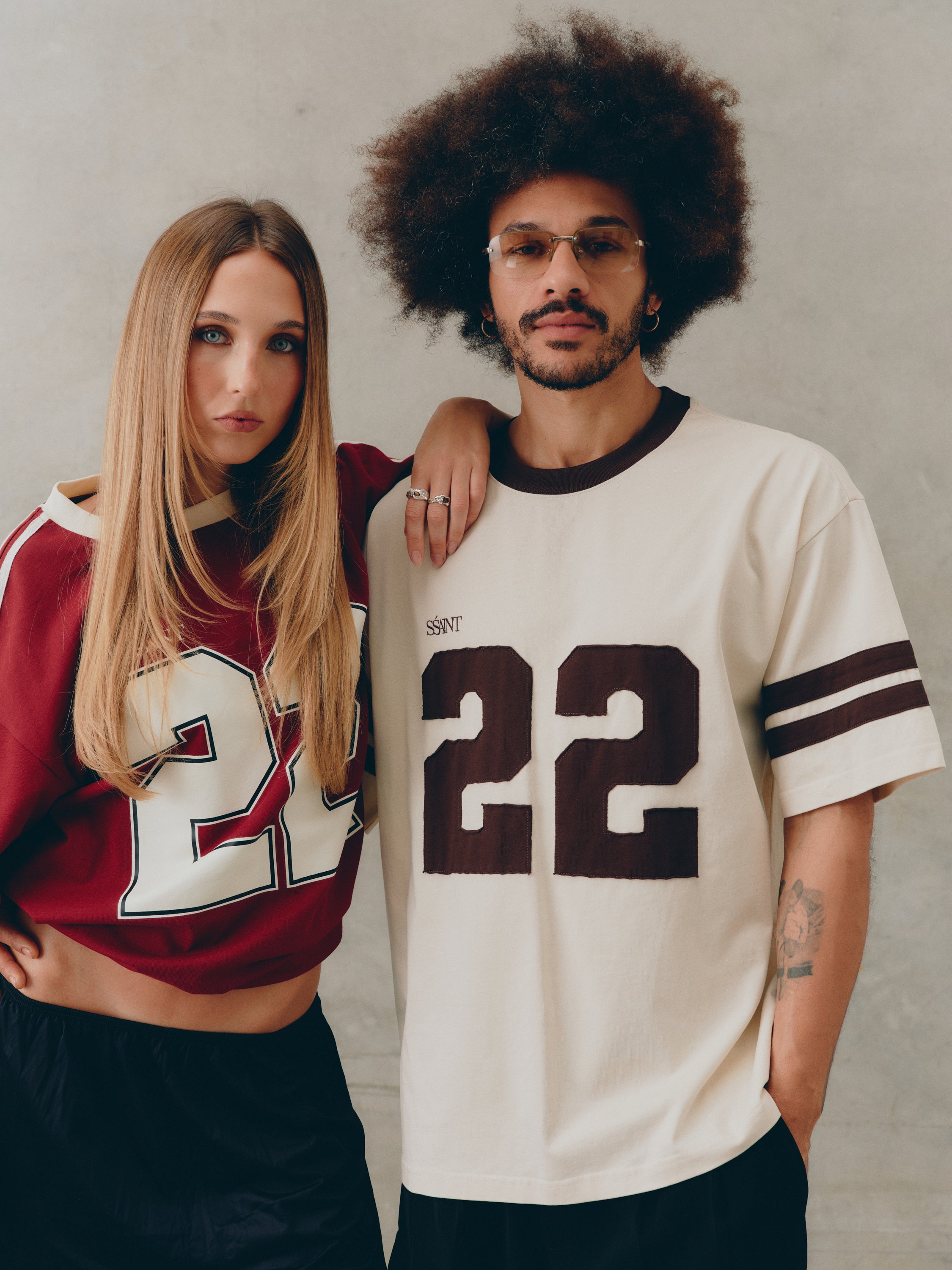 22 MOTION TEE - CREAM & ESPRESSO