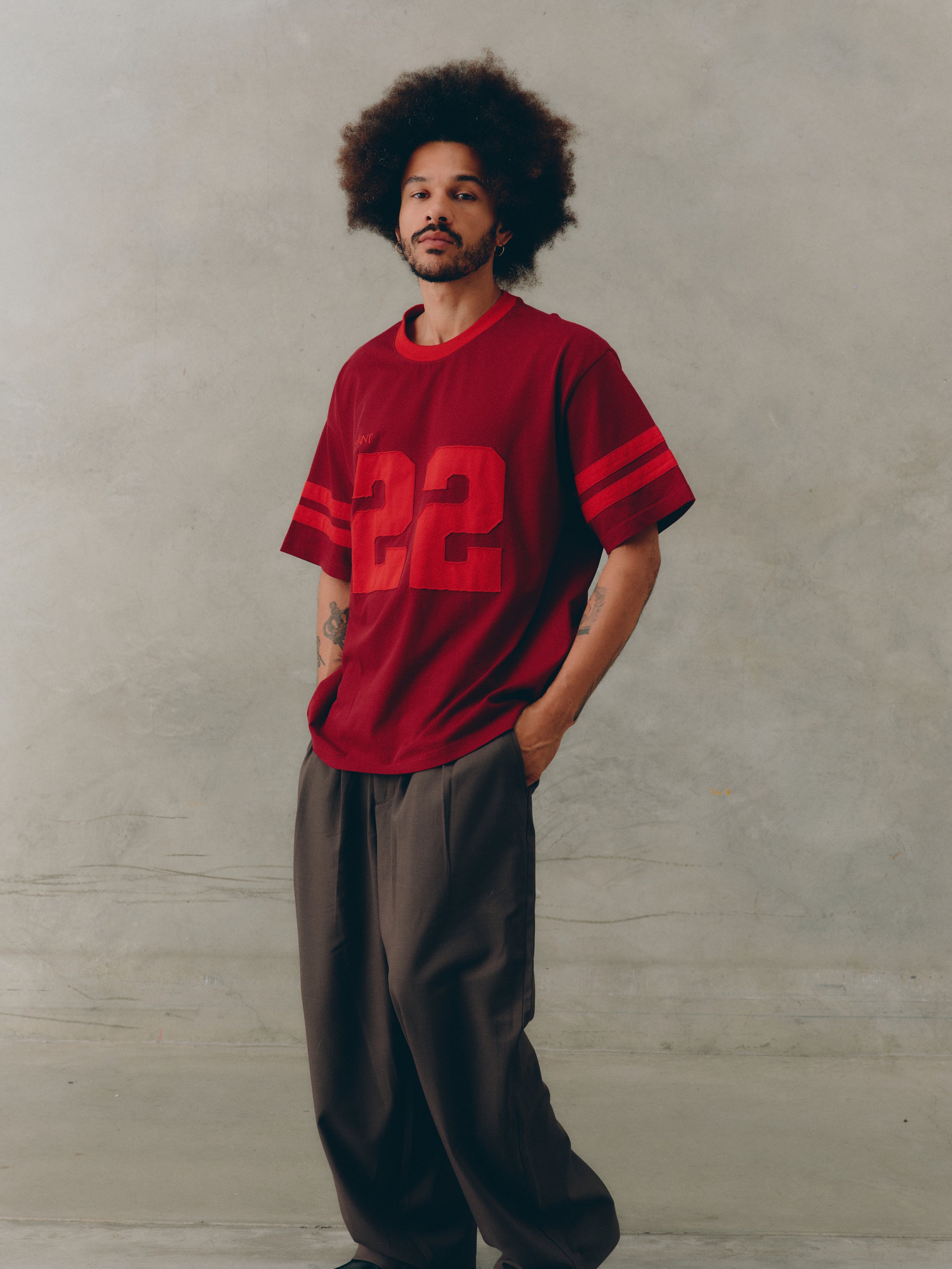 22 MOTION TEE - CHERRY & RED