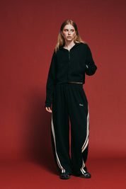 SŚAINT CROPPED HOODIE - BLACK & BUTTER