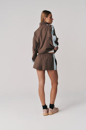 THE GROUNDS TRACK SHORT - BROWN