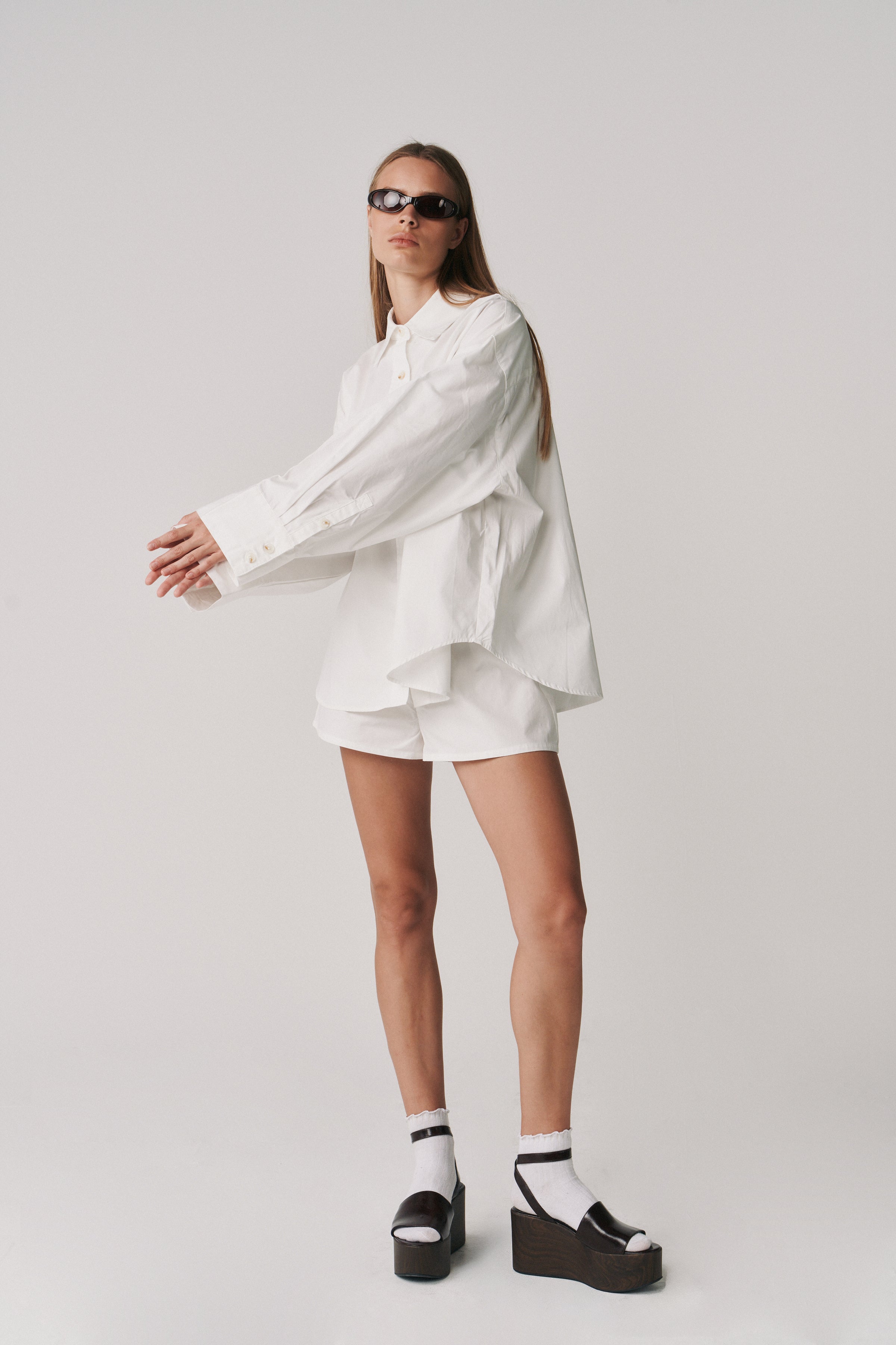 HERITAGE SHORT - WHITE