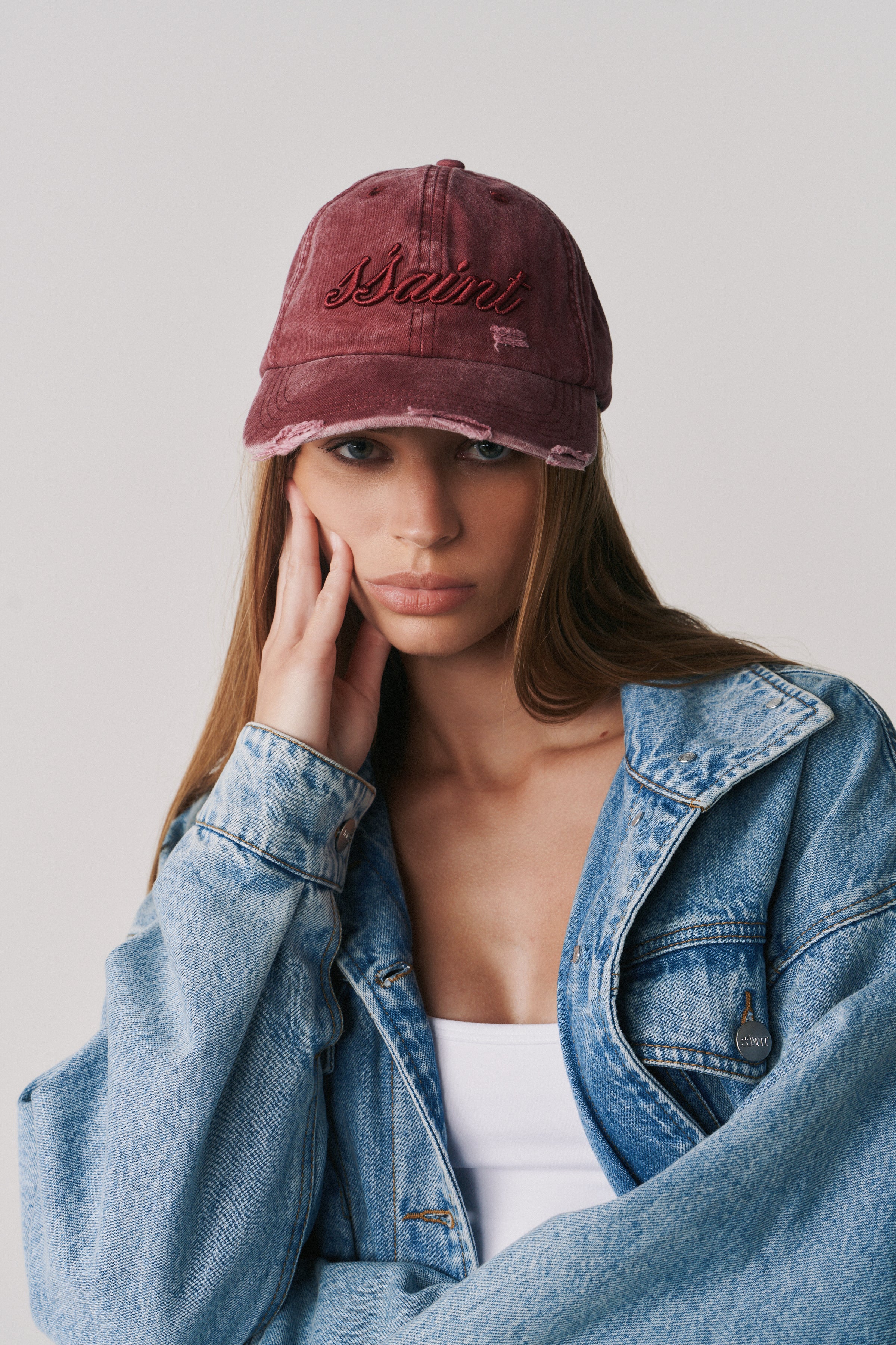 SCRIPT LOGO CAP - CHERRY