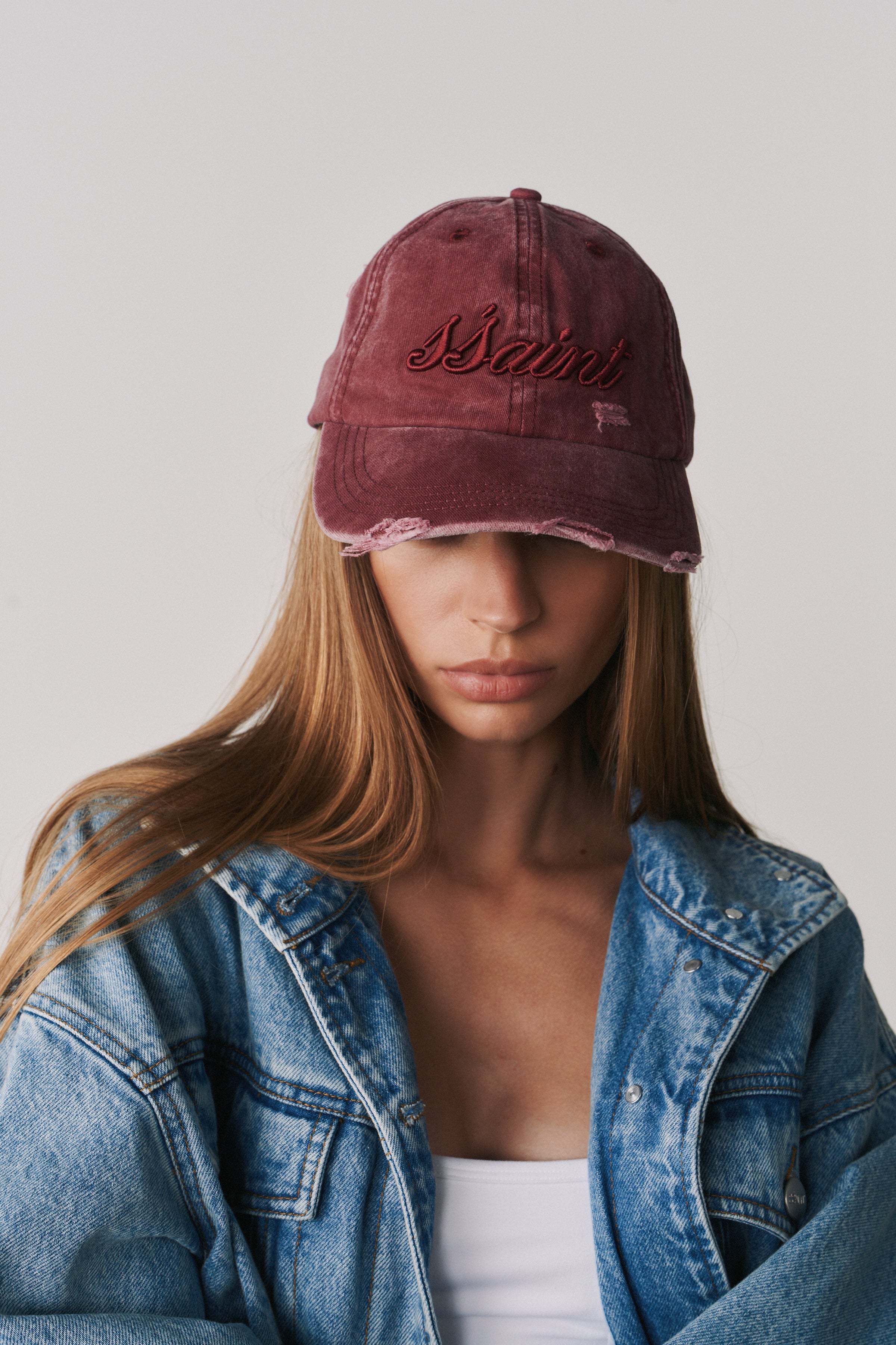 SCRIPT LOGO CAP - CHERRY