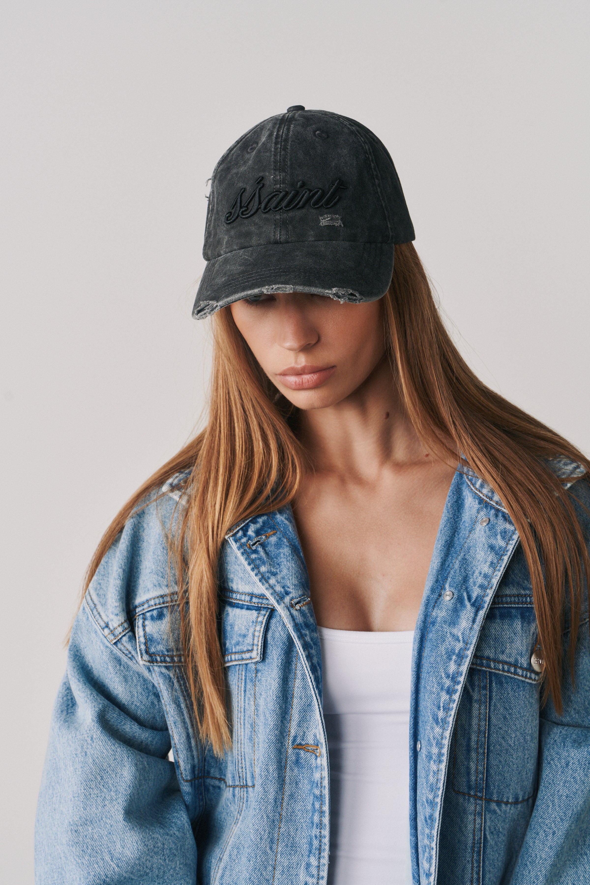 SCRIPT LOGO CAP - BLACK