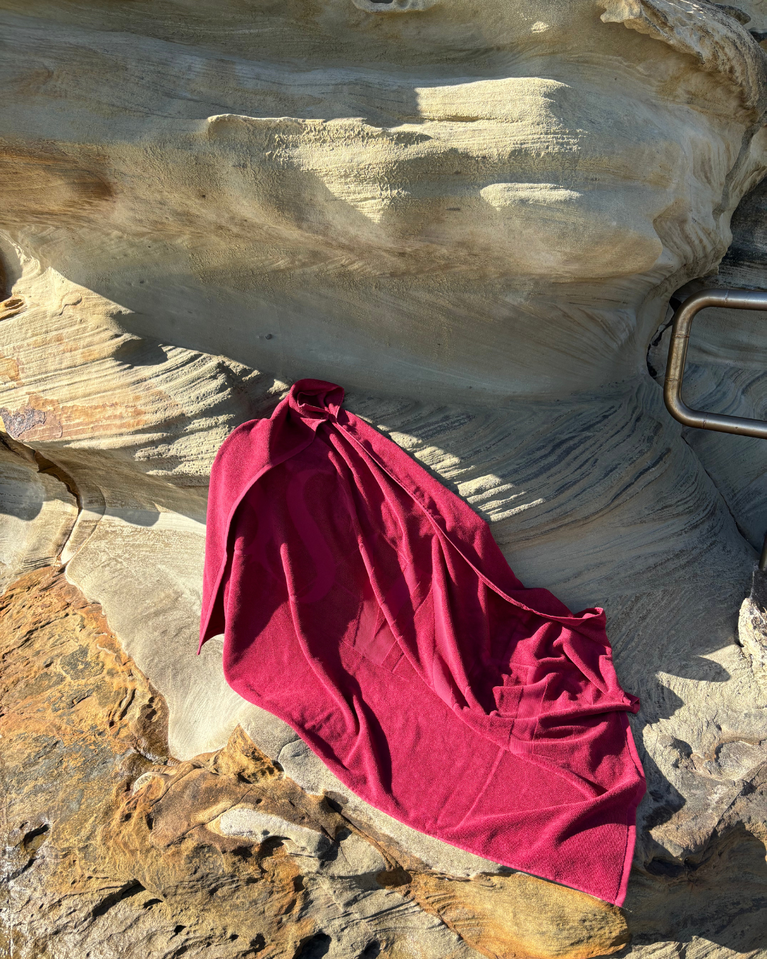 SŚAINT CHERRY TERRY TOWEL