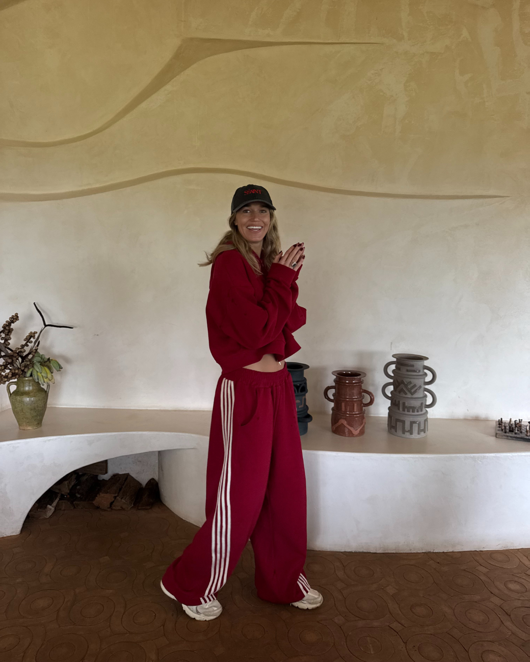 SŚAINT CROPPED HOODIE CHERRY