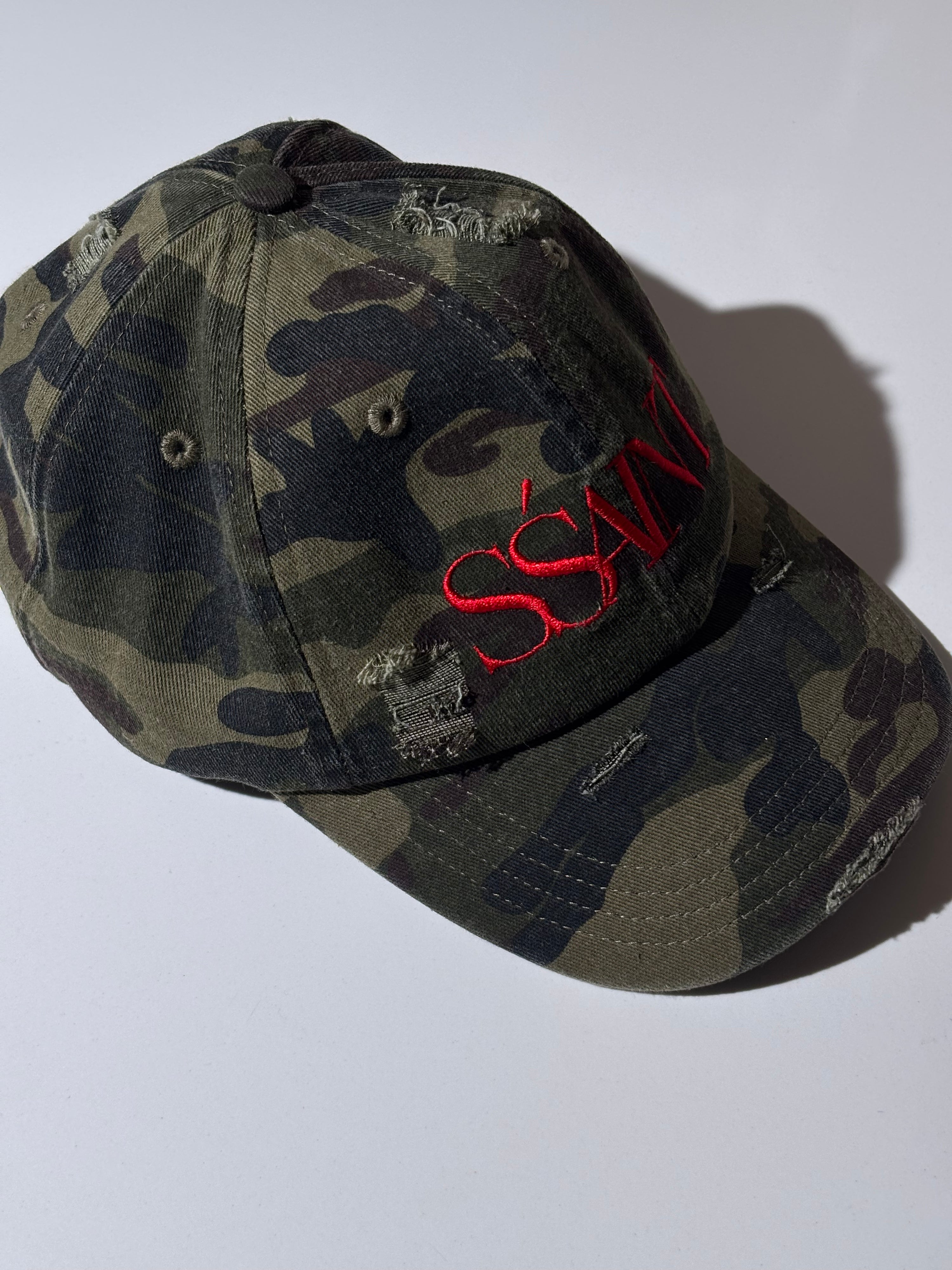SŚAINT CAMO DAD CAP - CHERRY