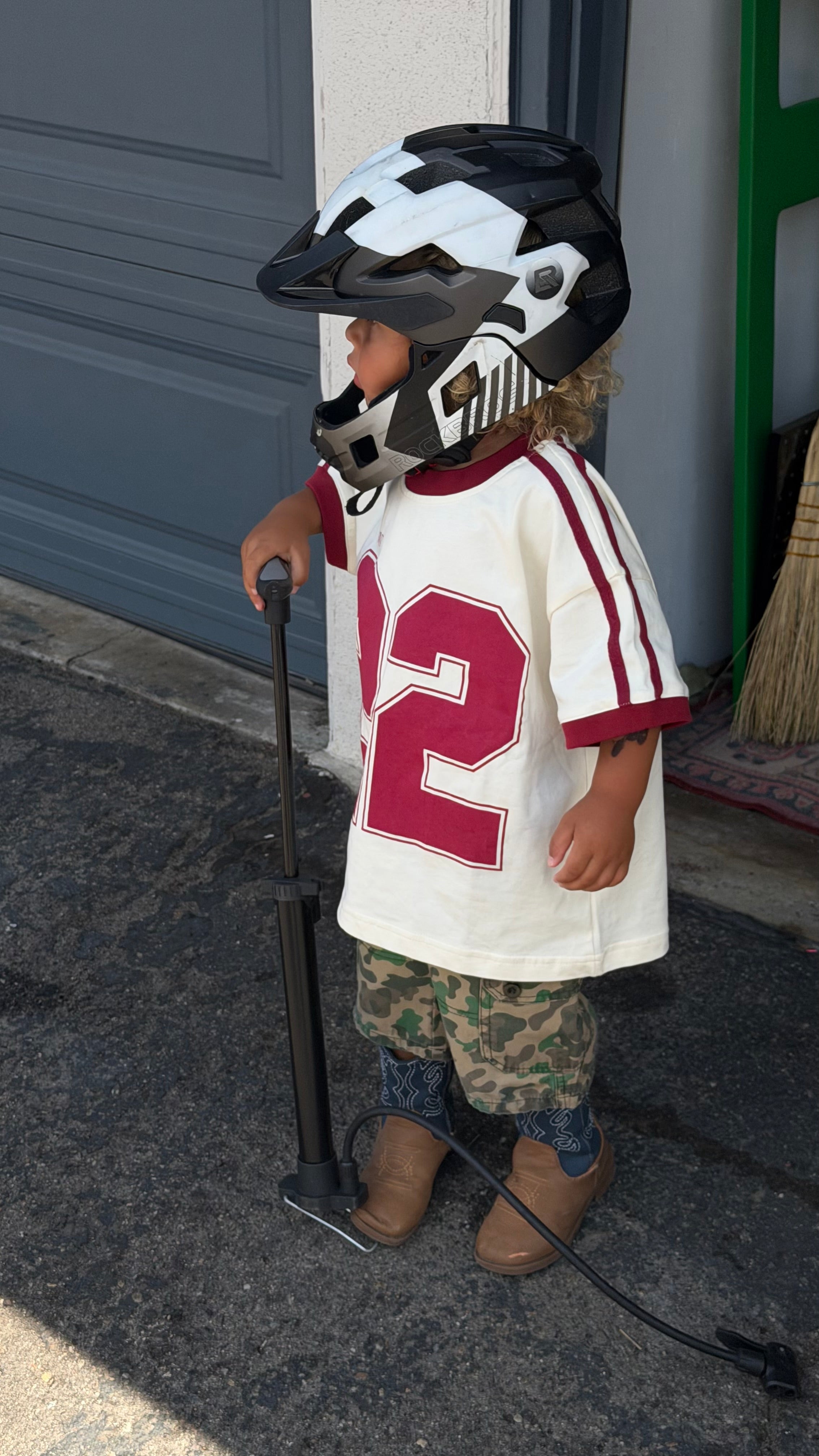 KIDS TWENTY TWO TEE - CHERRY