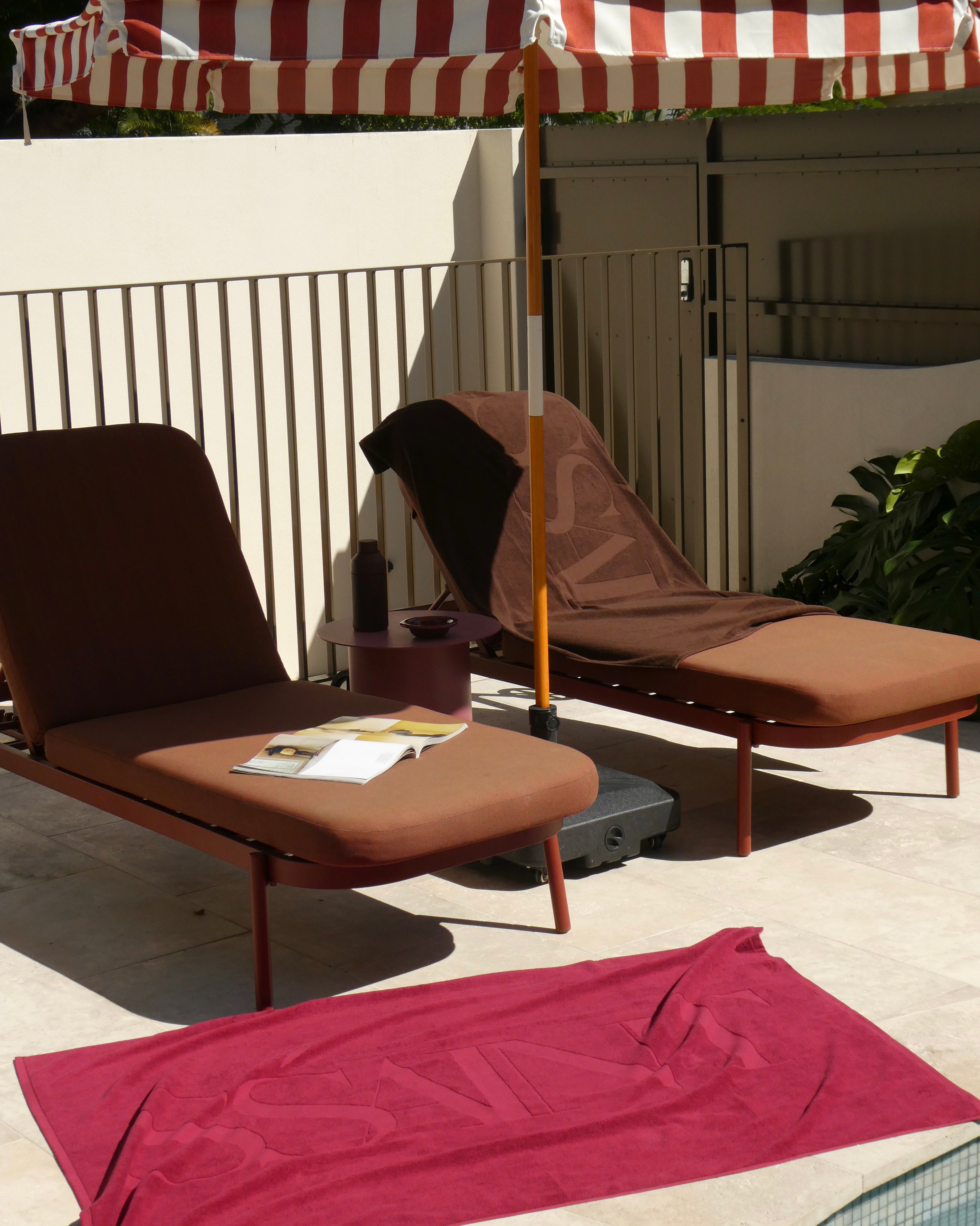 SŚAINT CHOCOLATE TERRY TOWEL
