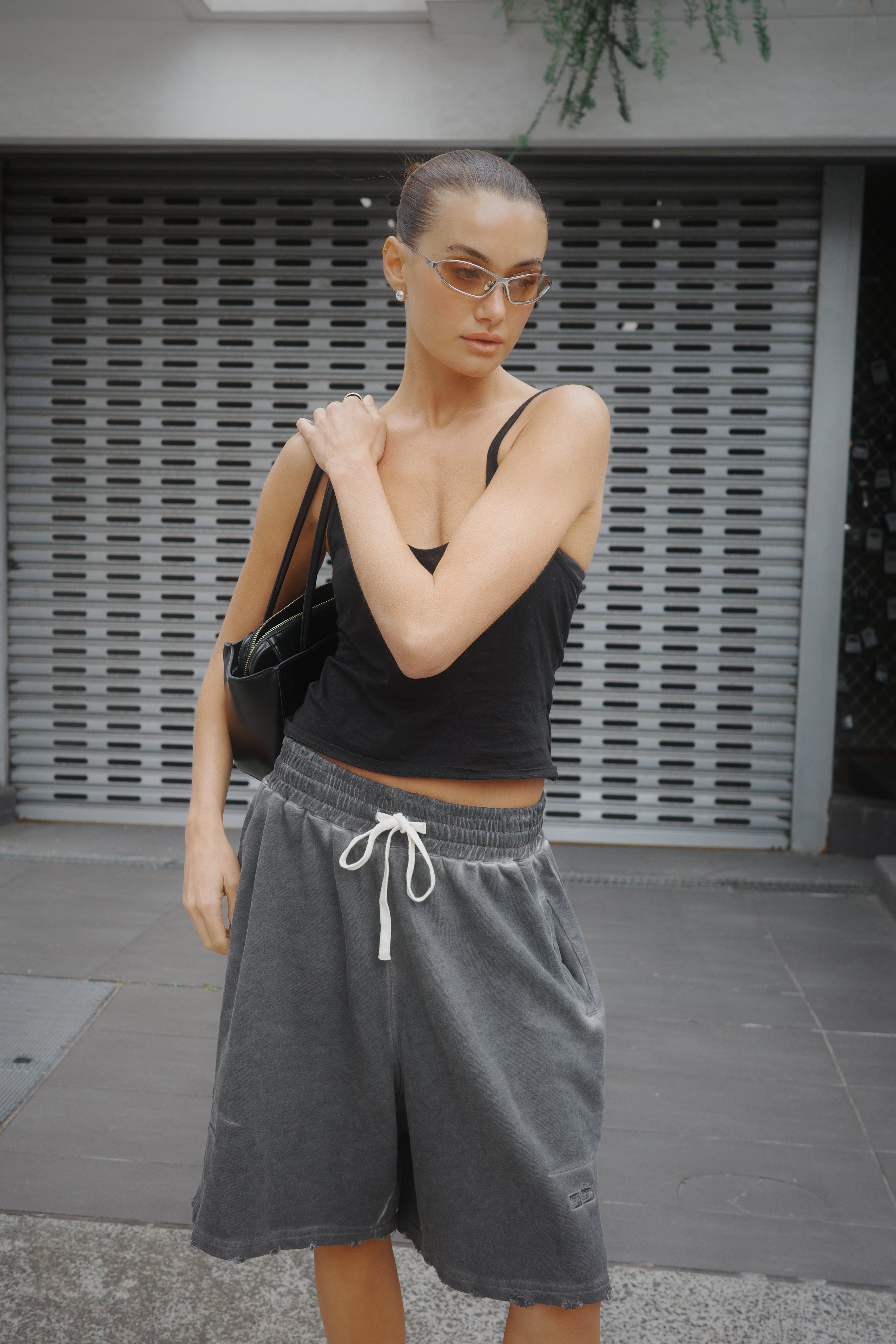 DISTRESSED LOUNGE SHORTS – SŚAINT AU